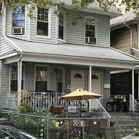 Classical American House 3 Нью-Йорк Экстерьер фото